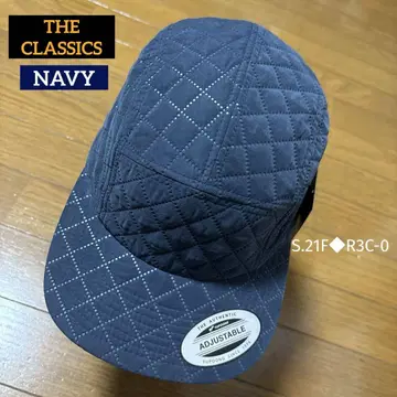 택 포함 새상품 THE CLASSICS Yupoong 퀼팅 도트 캡