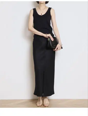 두지엠 클라세 OG LINEN 타이트 스커트