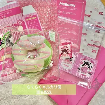 Mellojoy 스퀴즈 말차와 장미 거품 도넛