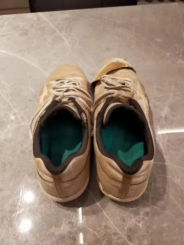 미즈노 스파이크 고등학교 야구 선수 대응