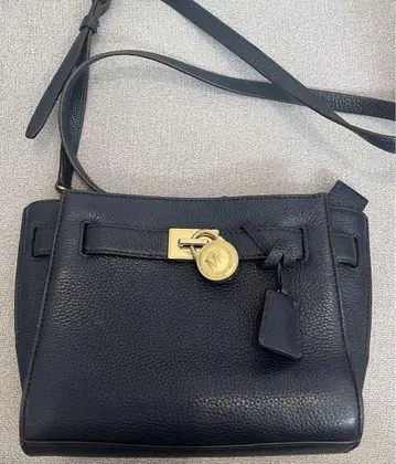 마이클코어스 MICHAEL KORS 숄더 백 네이비