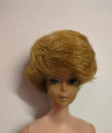 마텔 빈티지 바비 버블 컷 블론드