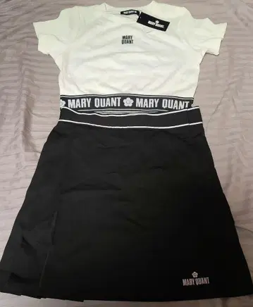 MARY QUANT 비대칭 플리츠 스커트 스커트 티셔츠
