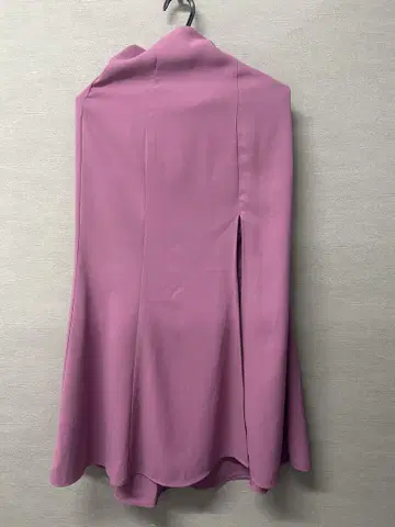 핑크 슬릿 타이트 스커트