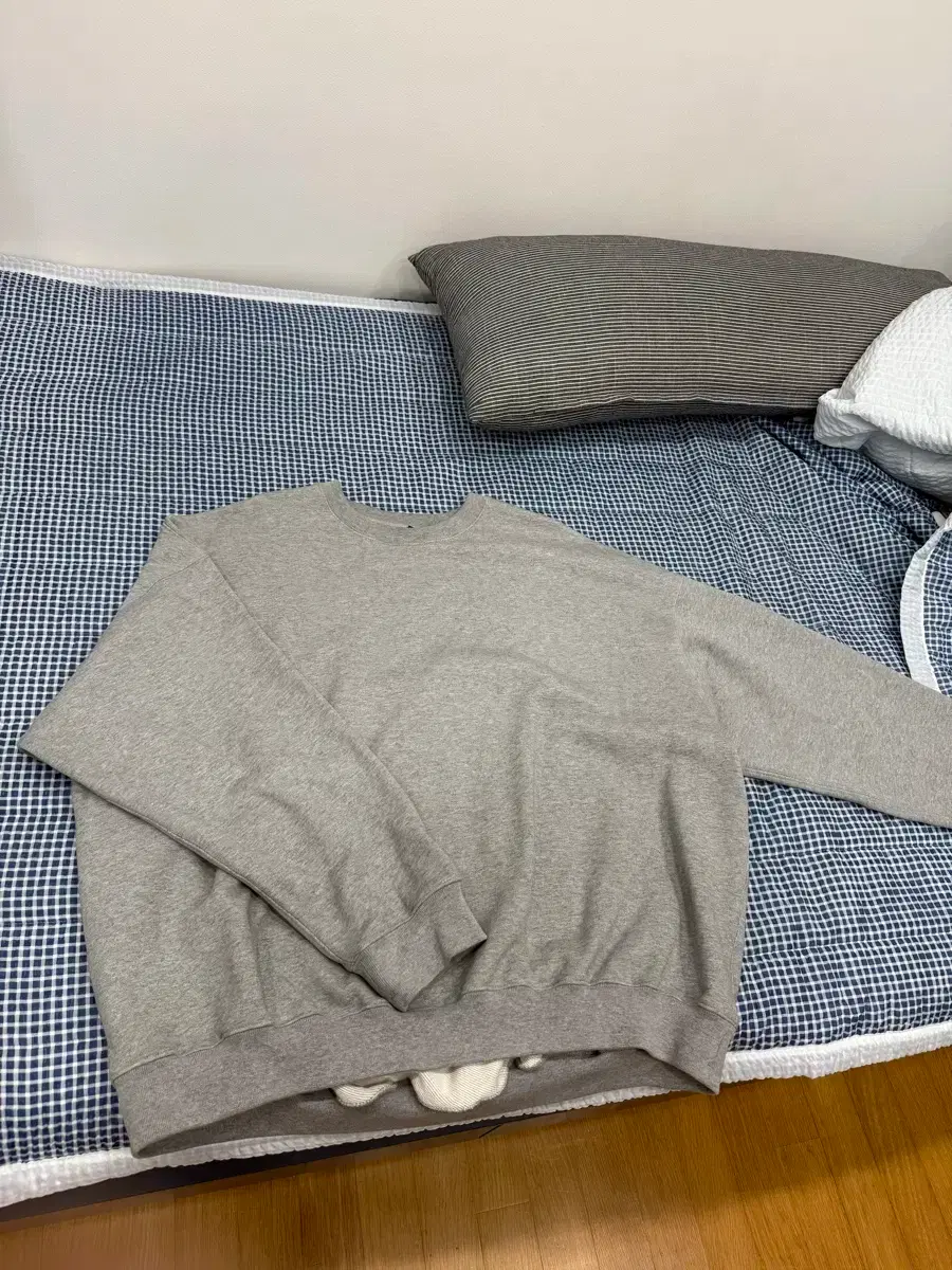 Moif Functional Uniform Sweat size 1