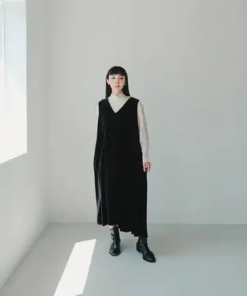 foufou 슬리브리스 벨로아 원피스 M 사이즈