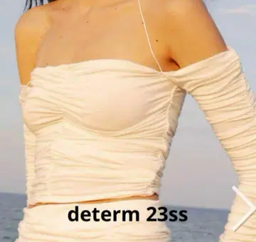 determ 23ss 오프숄더 상의