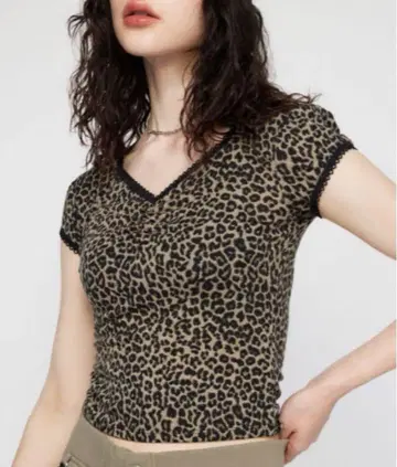 LAGUA GEM 라구아젬 LEOPARD LACE 상의 레오파드