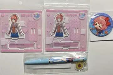 두근두근 문예부 DDLC 사요리 아크릴 스탠드 캔뱃지 볼펜 복권 메이트