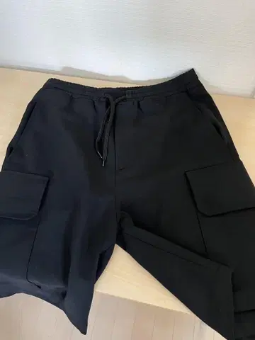 닐바렛 NEIL BARRETT 하프 카고 팬츠 블랙 XL 새상품급
