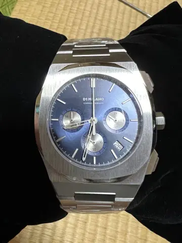 D1 Milano 크로노그래프 스테인리스 스틸