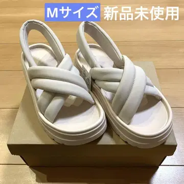 샌들 통굽 오리엔탈 트래픽 미사용 새상품 택 포함 올해 신상