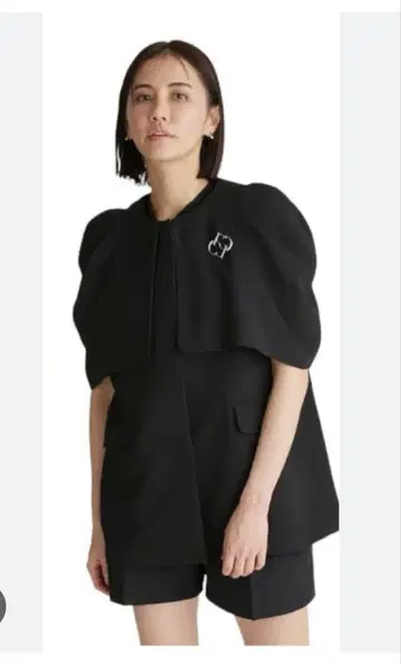 셀포드 케이프가 있는 베스트
