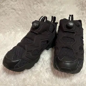 새상품급 Reebok 인스타펌프 퓨리 올블랙 25