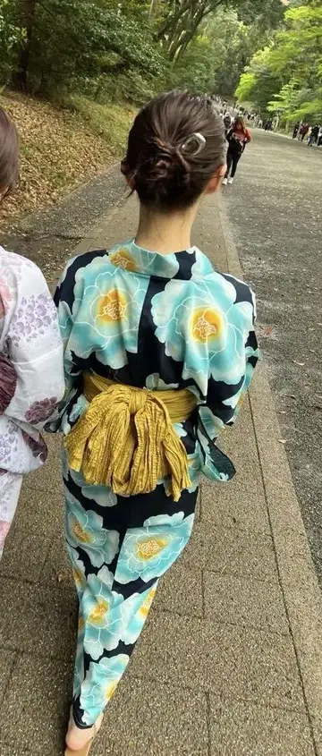 콜라주 개럴개런트 유카타