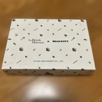 헬로키티 대영박물관 핑 배치 세트