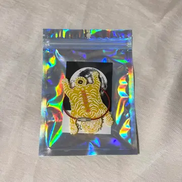 티베탄 도트 타이거 키링