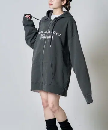 Whinny/구샤구샤노 가시가시 후드티