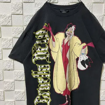 Bershka x Disney VILLAINS 101마리 강아지 티셔츠