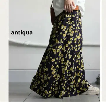 새상품급 antiqua 안티카 꽃무늬 롱 스커트 네이비 프리