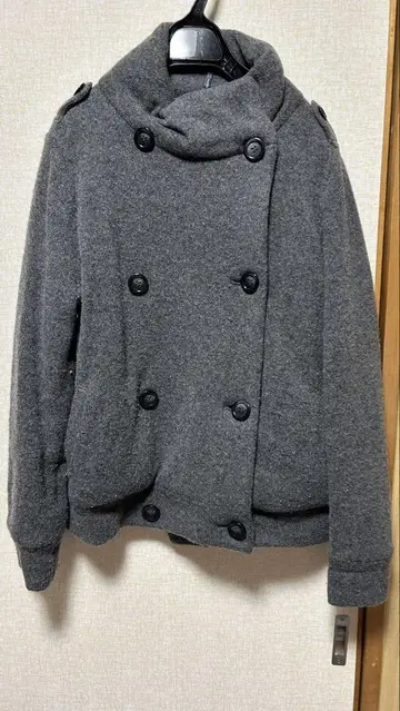 츠모리치사토 안쪽 보아 코트