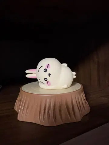 치이카와 데스크탑 라이트 토끼