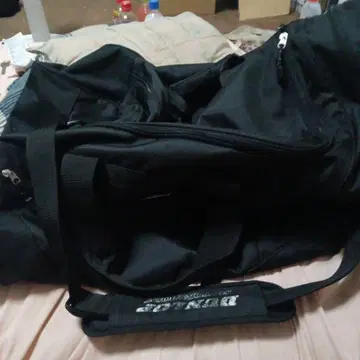 DUNLOP 블랙 더플백