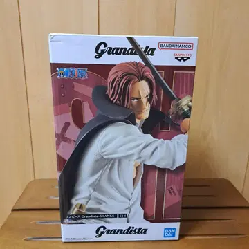 미개봉 원피스 Grandista SHANKS 샹크스 피규어