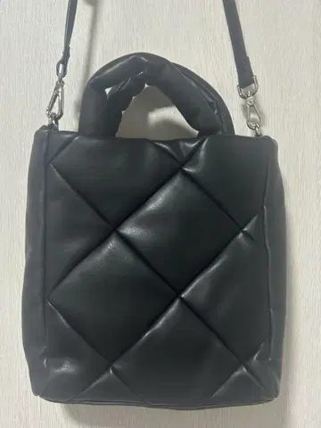 ROSE BUD 퀼팅 숄더백 블랙 블랙