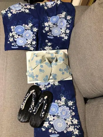 파란색 꽃무늬 유카타 오비 일본 나막신 세트 시마무라