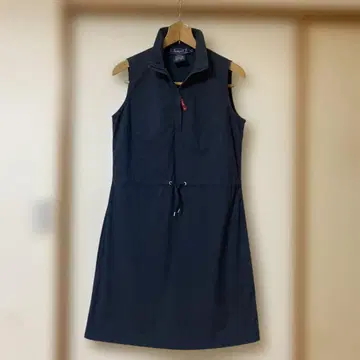 Rockport 네이비 슬리브리스 원피스