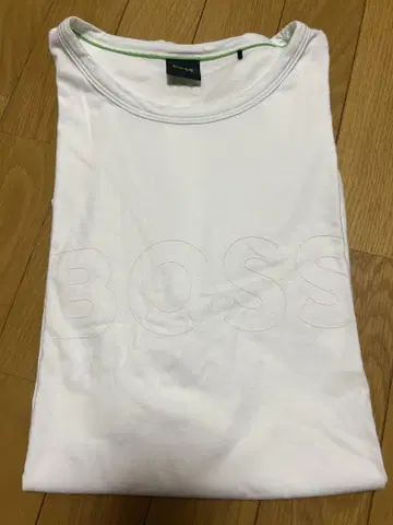 BOSS 화이트 크루넥 티셔츠