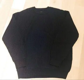 BATONER 리브 크루 니트 스웨터 RIB CREW NECK