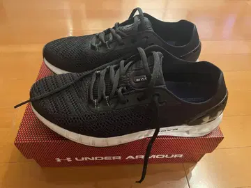 Under Armour UA HOVR SONIC 2 블랙