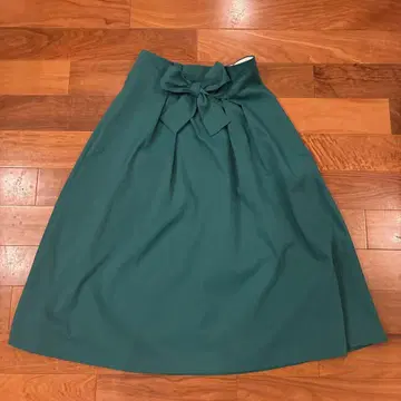 새상품급 FILBLANC 스커트