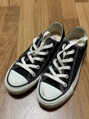 CONVERSE 블랙 로우 컷 스니커즈 23cm