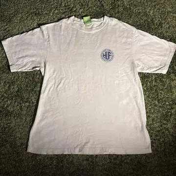 HUF 티셔츠