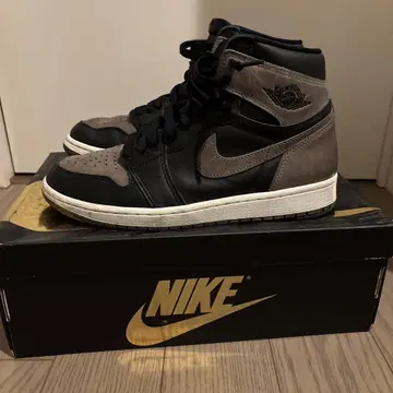 AIR JORDAN 1 팔로미노 26.5