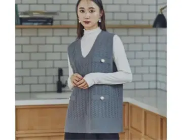 N.natural beauty basic 그레이 V넥 니트 베스트