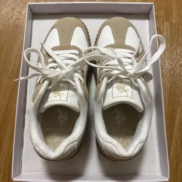 U.S. Polo Assn. 스니커즈 22.5cm 화이트/베이지