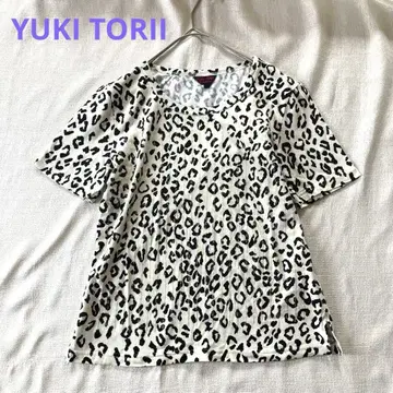 예쁜 YUKI TORII 반팔 티셔츠 레오파드 무늬 스팽글 일본제