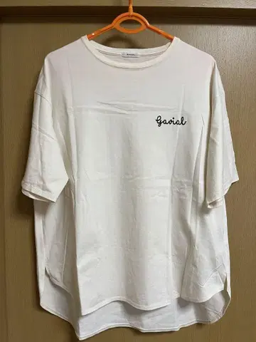 GAVIAL 체인 스티치 티셔츠