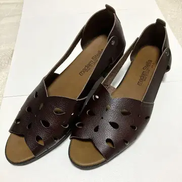 여성용 가죽 샌들 24.0cm 브라운