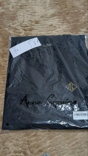 미사용 새상품 안코키누 백 드레이프 맥시 원피스
