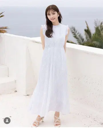 tocco 리본과 프릴이 포함된 플리츠 쉬폰 플라워 프린트 원피스 아이스