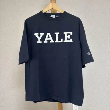 Yale 티셔츠 미국제