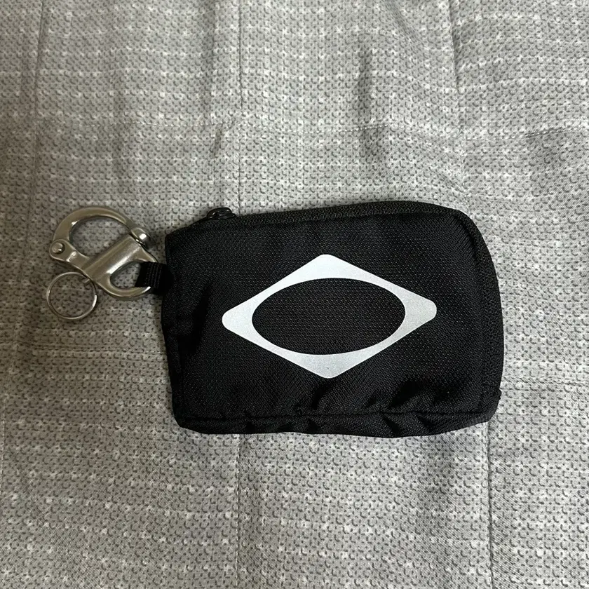 【Mischief】Rhombus Carabiner Pouch ★送料・関税込★大人気★ 人気☆MISCHIEF☆ RHOMBUS MESH BACKPACK (MISCHIEF/バック