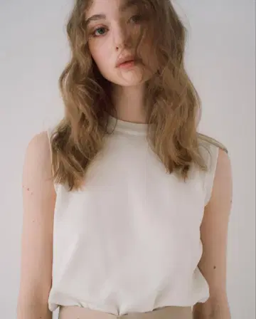 택 포함 새상품 메종드돌체 쿨 썸머 니트 [ white ]