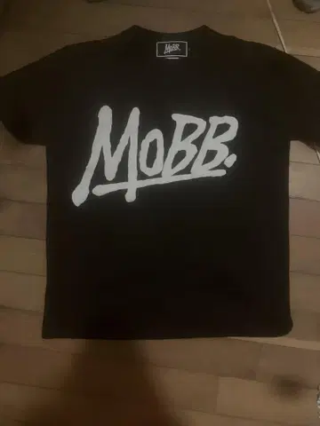 mobb 티셔츠