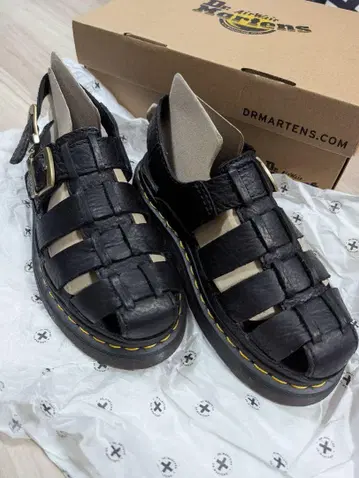 Dr. Martens WRENLIE GRIZZLY UK5 블랙 샌들